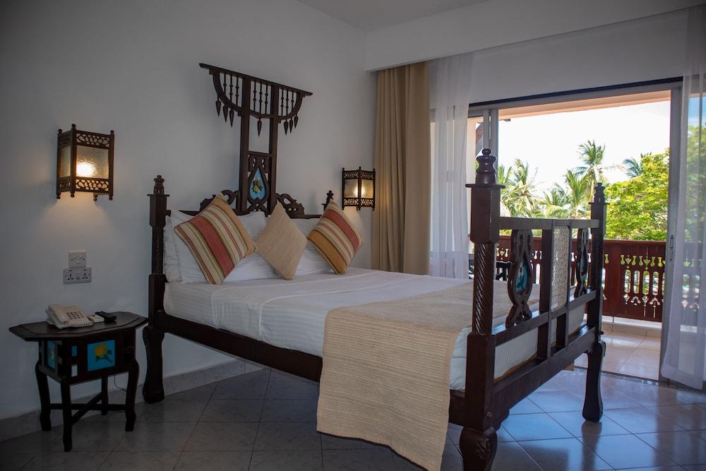 Bamburi Beach Hotel Dış mekan fotoğraf