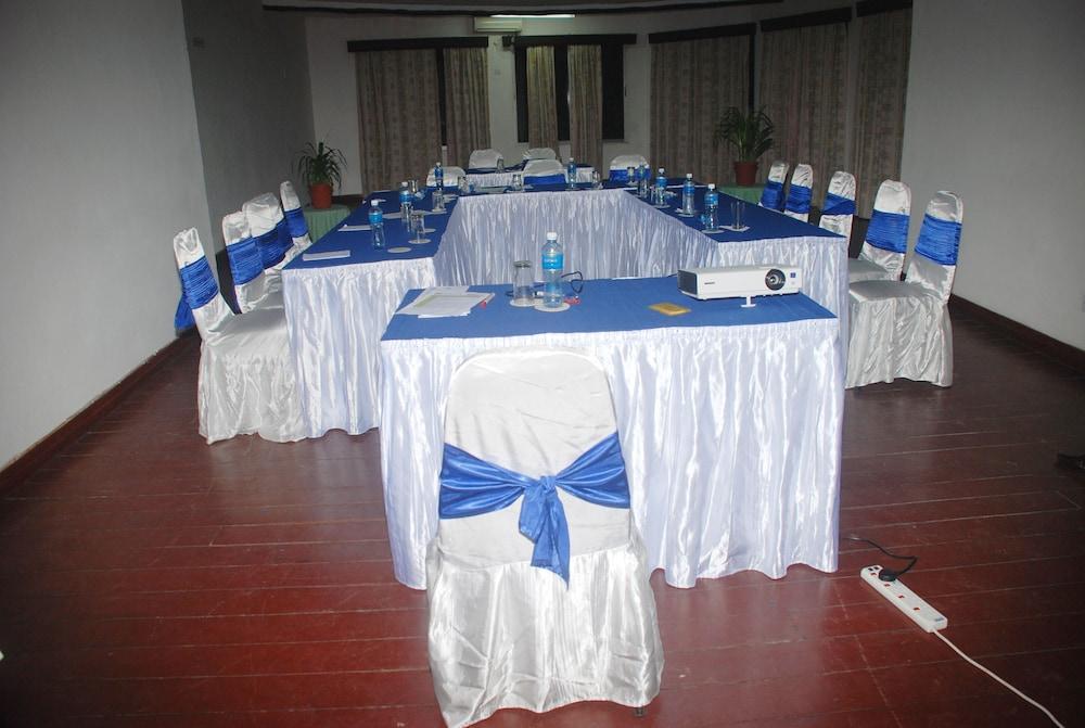 Bamburi Beach Hotel Dış mekan fotoğraf