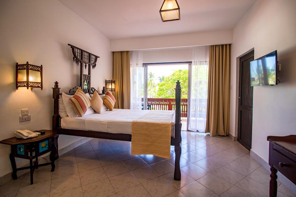 Bamburi Beach Hotel Dış mekan fotoğraf